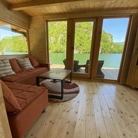 Ferienwohnung Floating House Perucac Exterior foto